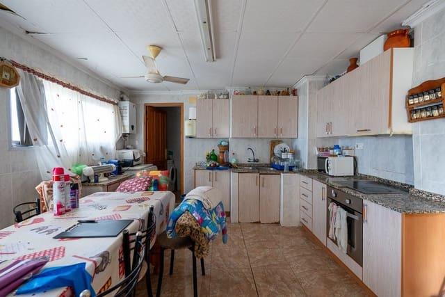 4 quarto Casa de Caverna para venda em Pinoso com piscina - 150 000 € (Ref: 9618123)