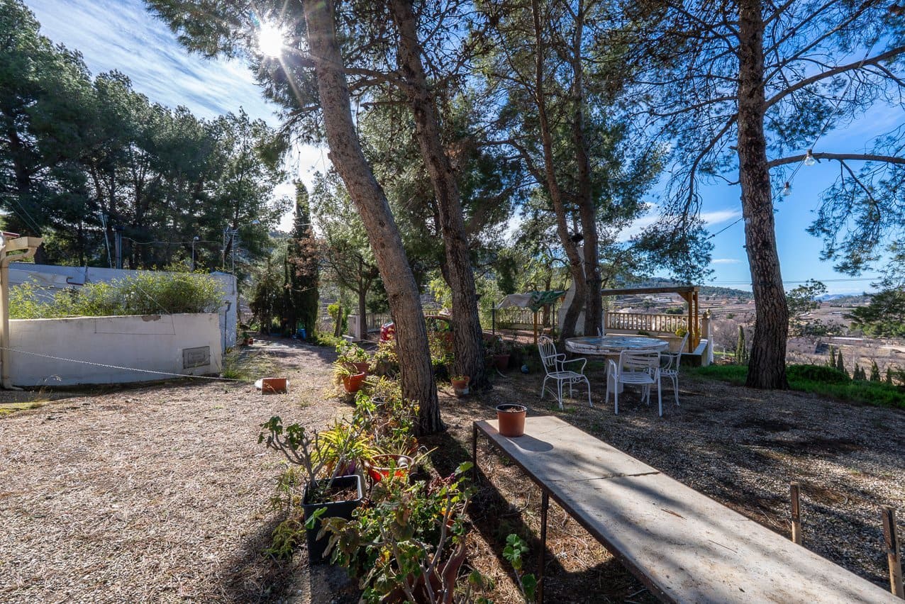Casa Cueva de 4 habitaciones en Pinoso en venta con piscina - 150.000 € (Ref: 9618123)