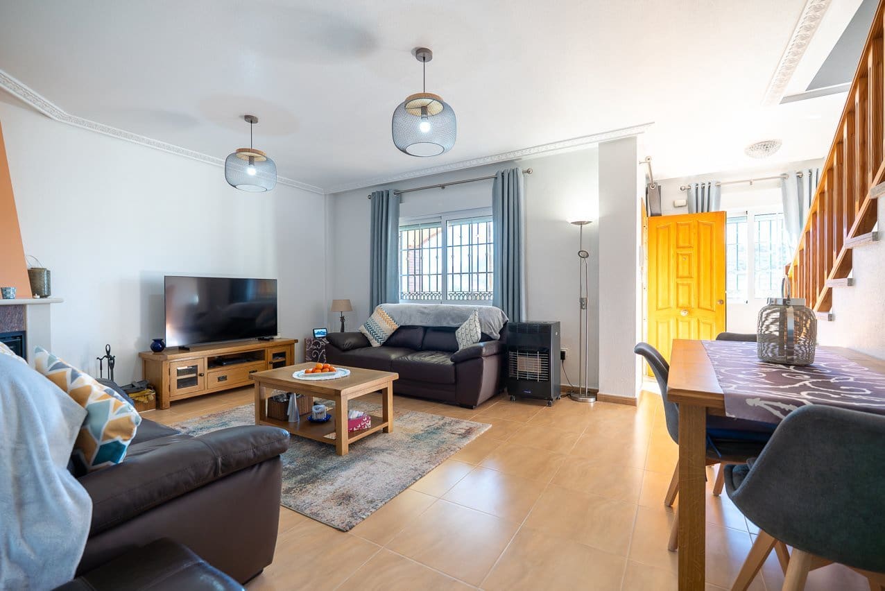 3 slaapkamer Finca/Landhuis te koop in Canada de la Lena met zwembad - € 139.950 (Ref: 9635161)