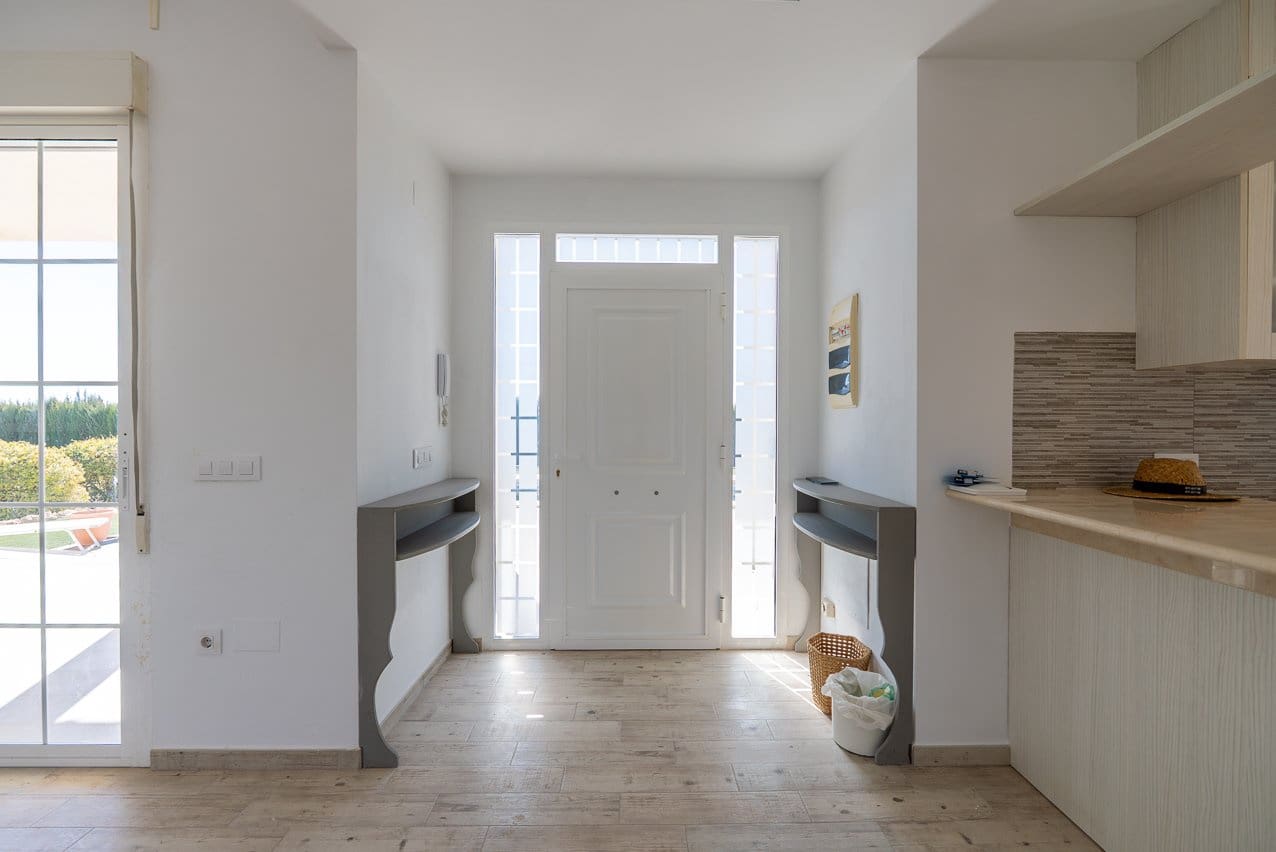 6 soveværelse Villa til salg i Pinoso med swimmingpool - € 465.000 (Ref: 9641080)