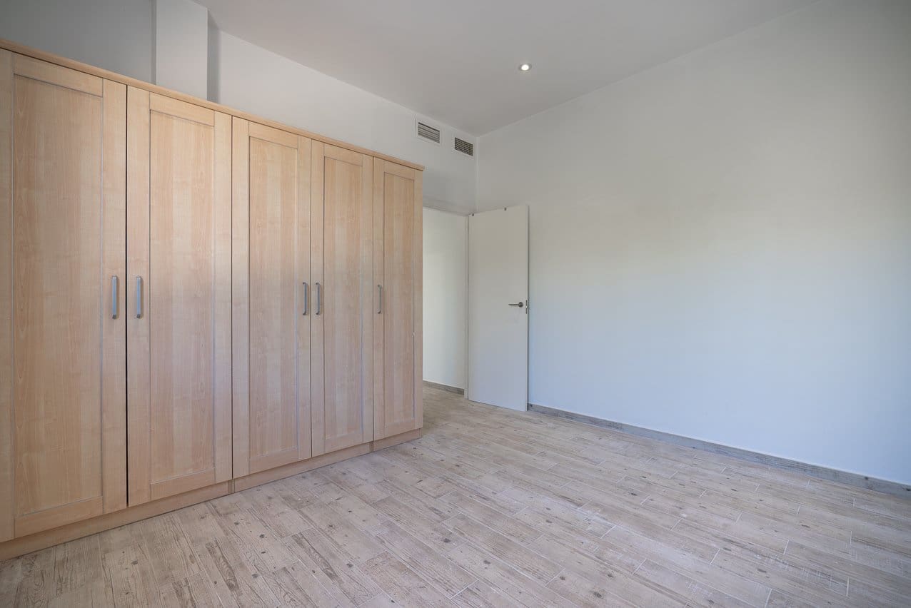 6 soveværelse Villa til salg i Pinoso med swimmingpool - € 465.000 (Ref: 9641080)