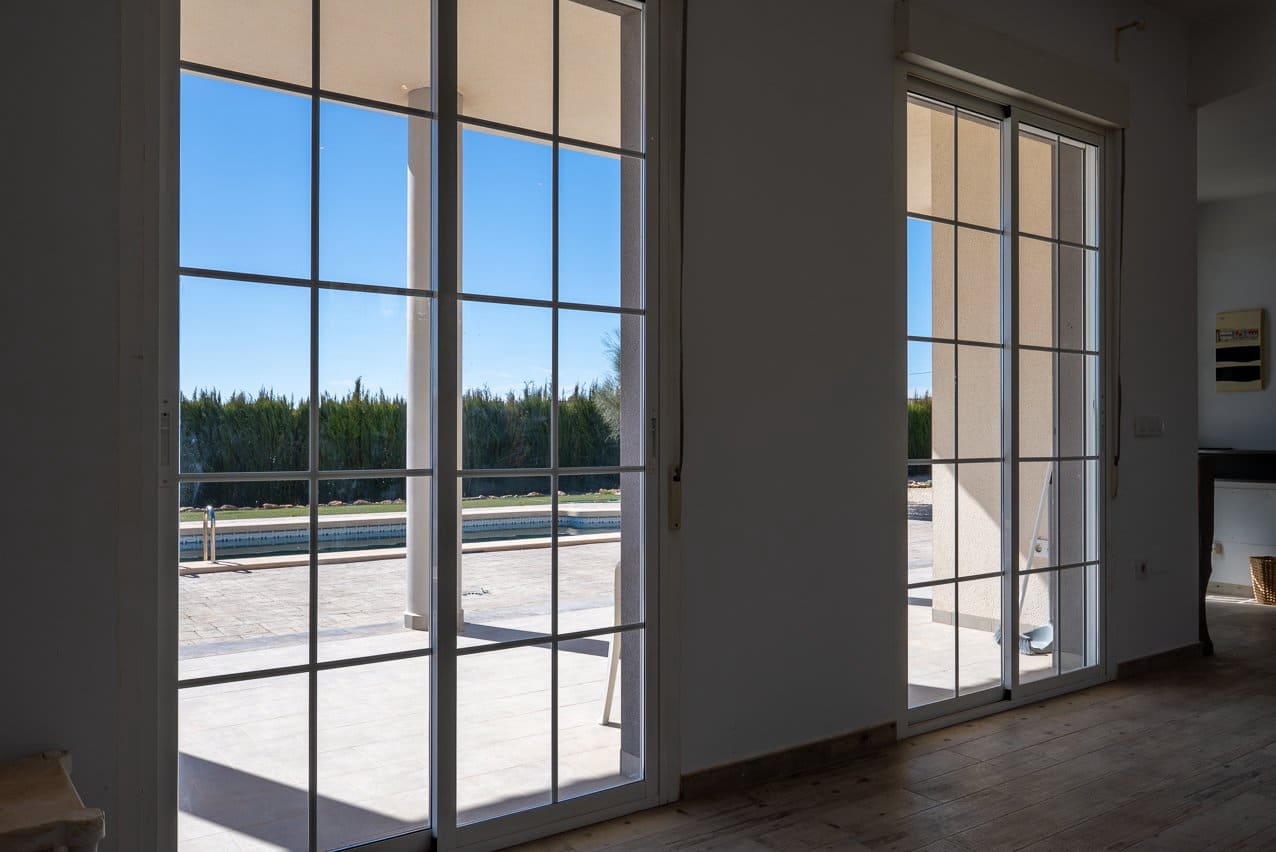 6 soveværelse Villa til salg i Pinoso med swimmingpool - € 465.000 (Ref: 9641080)