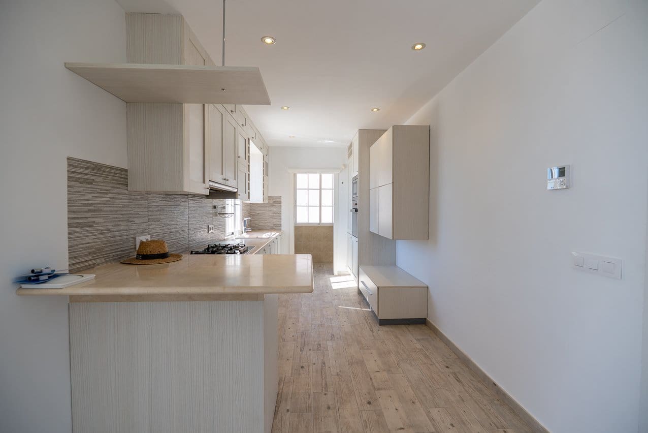 6 soveværelse Villa til salg i Pinoso med swimmingpool - € 465.000 (Ref: 9641080)