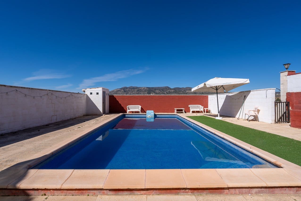 4 sypialnia Willa na sprzedaż w Jumilla z basenem - 249 500 € (Ref: 9643520)