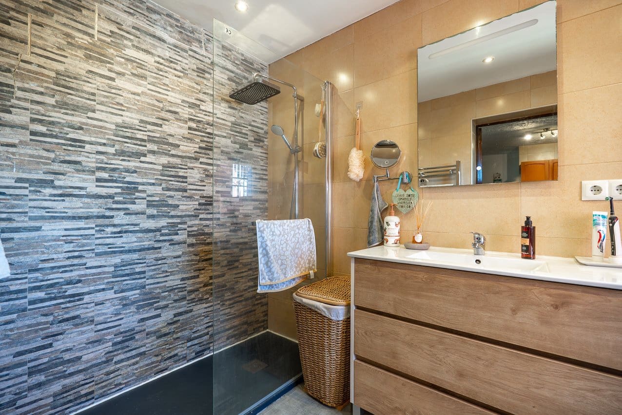 4 sypialnia Willa na sprzedaż w Jumilla z basenem - 239 500 € (Ref: 9643520)