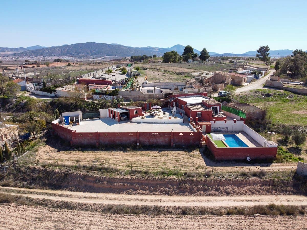 4 sypialnia Willa na sprzedaż w Jumilla z basenem - 239 500 € (Ref: 9643520)
