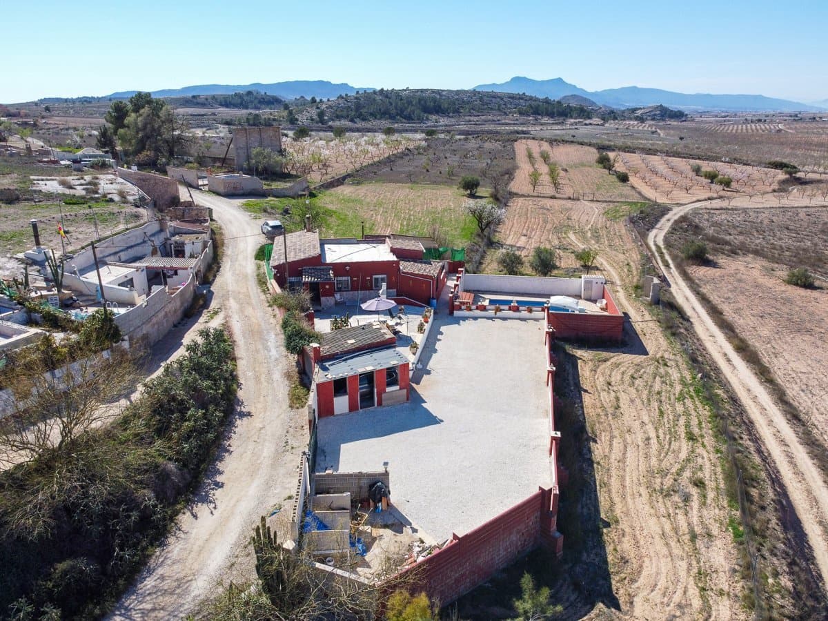 4 sypialnia Willa na sprzedaż w Jumilla z basenem - 239 500 € (Ref: 9643520)