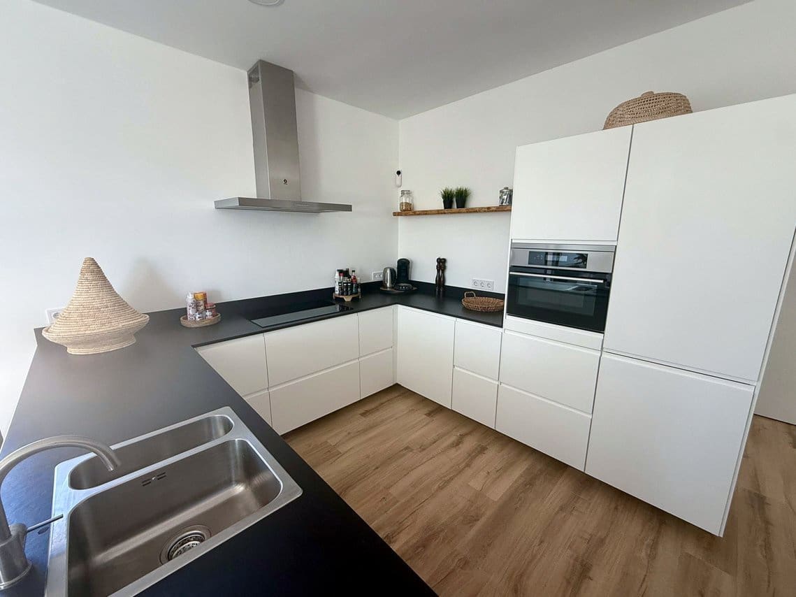 3 bedroom Villa for sale in Pinoso with pool - € 399,900 (Ref: 9646248)