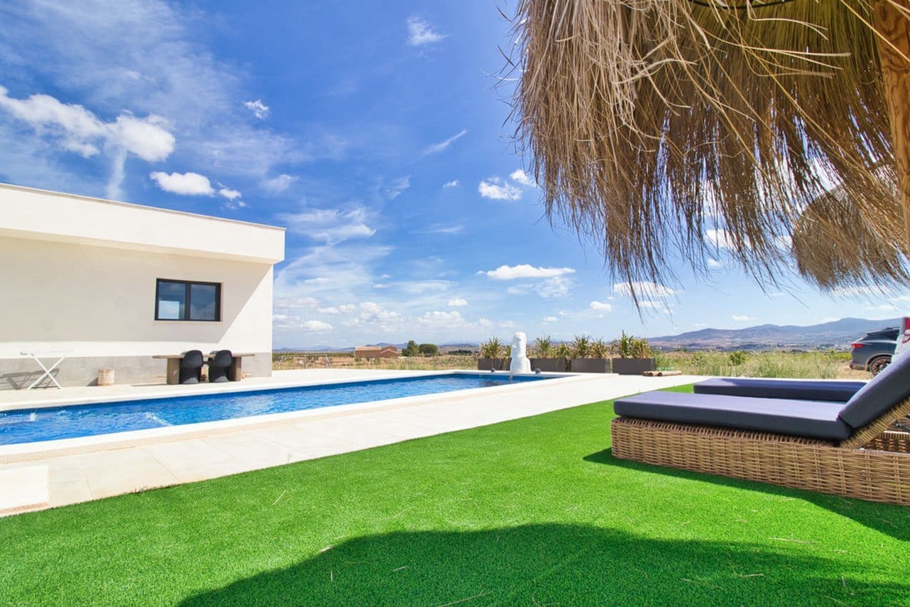 3 bedroom Villa for sale in Pinoso with pool - € 399,900 (Ref: 9646248)