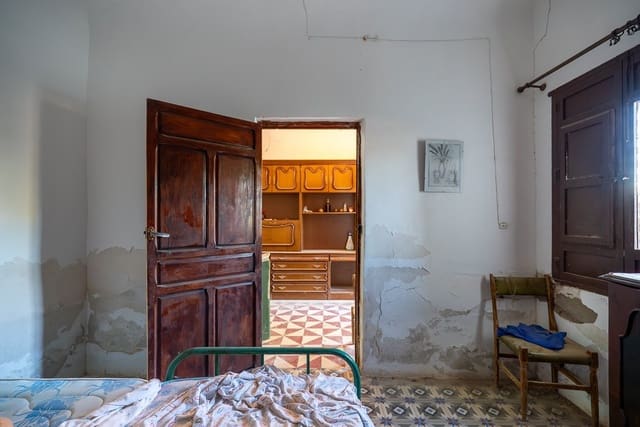 6 soveværelse Finca/Landehus til salg i Jumilla med swimmingpool - € 254.900 (Ref: 9646249)