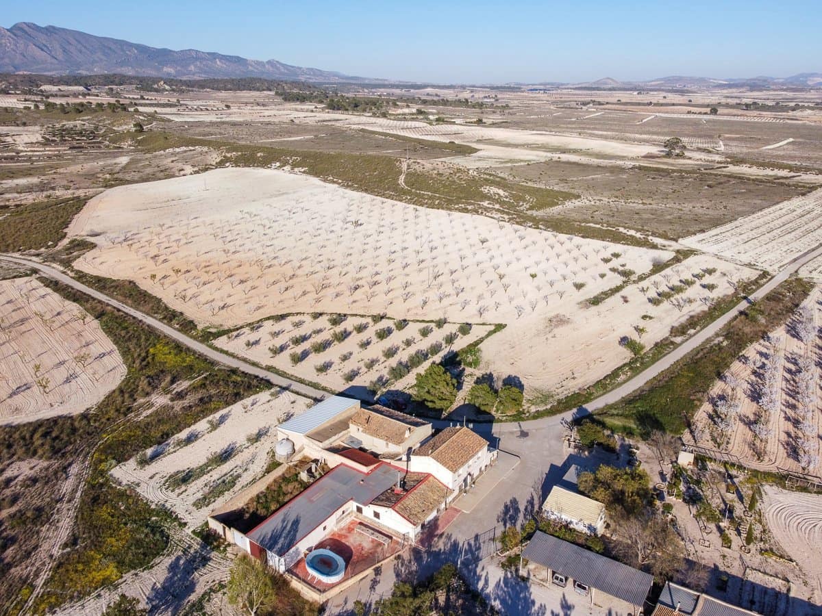 6 soverom Finca/Herregård til salgs i Jumilla med svømmebasseng - € 254 900 (Ref: 9646249)
