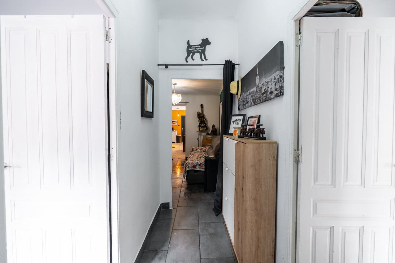 6 bedroom Townhouse for sale in Pinoso with pool - € 179,950 (Ref: 9665327)