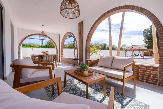 4 soverom Villa til salgs i Novelda med svømmebasseng - € 499 950 (Ref: 9694605)