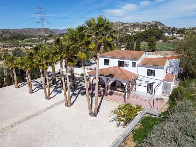 4 soverom Villa til salgs i Novelda med svømmebasseng - € 499 950 (Ref: 9694605)