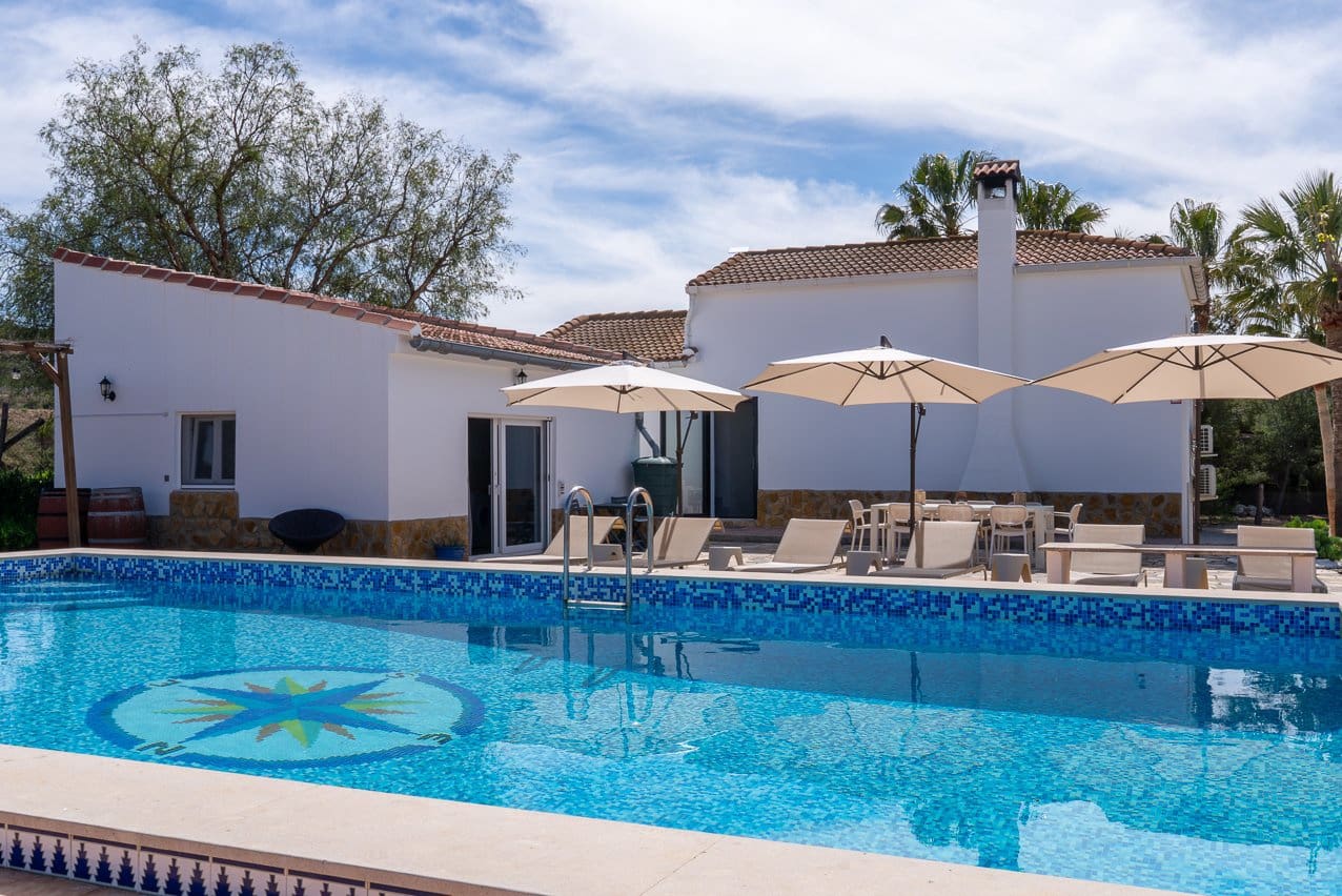 4 soverom Villa til salgs i Novelda med svømmebasseng - € 499 950 (Ref: 9694605)