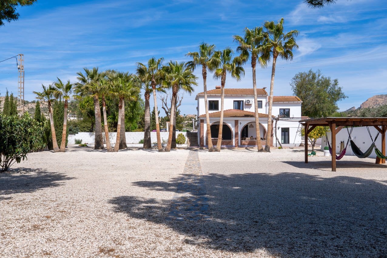 4 soverom Villa til salgs i Novelda med svømmebasseng - € 499 950 (Ref: 9694605)