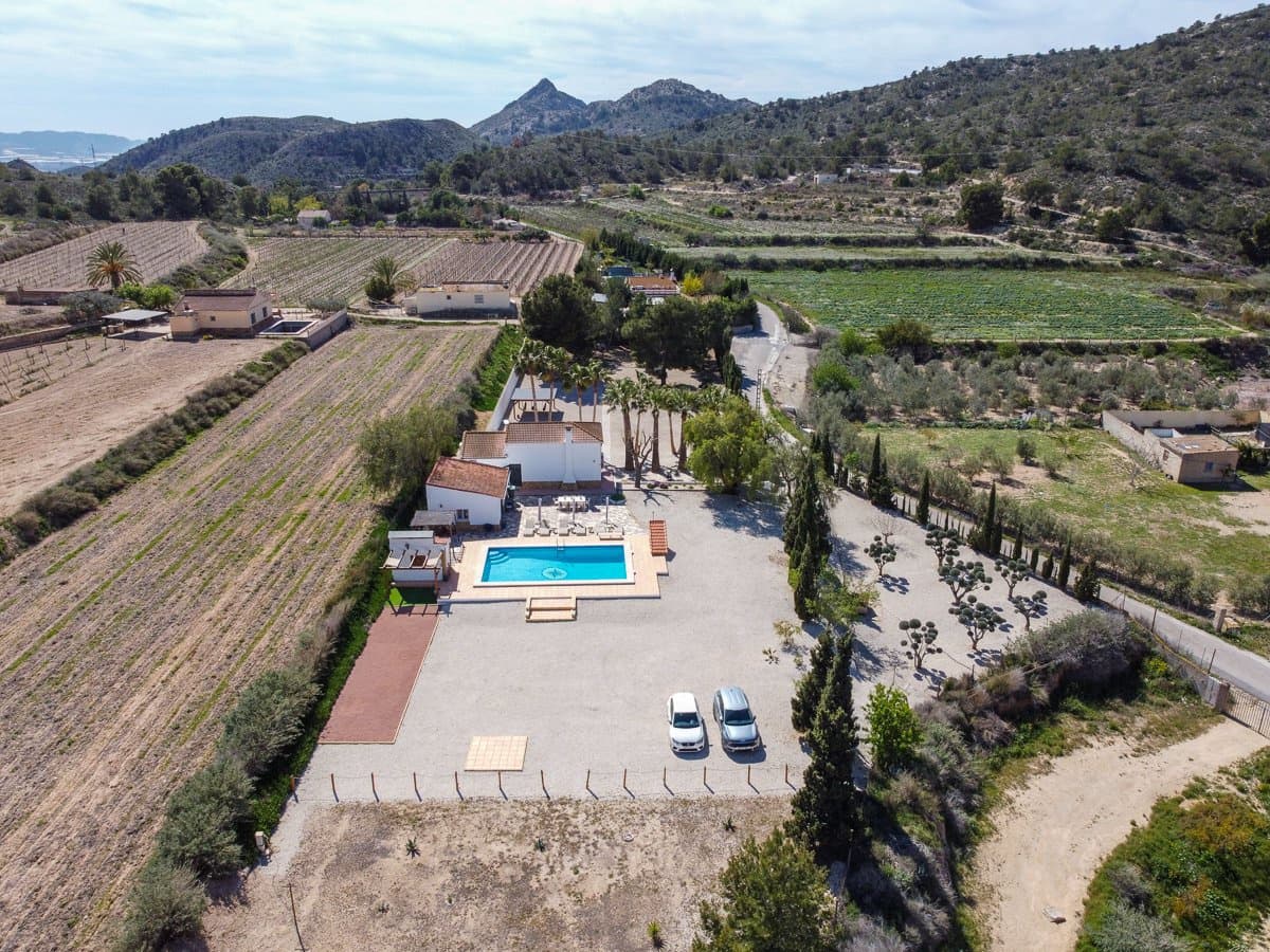 4 soverom Villa til salgs i Novelda med svømmebasseng - € 499 950 (Ref: 9694605)