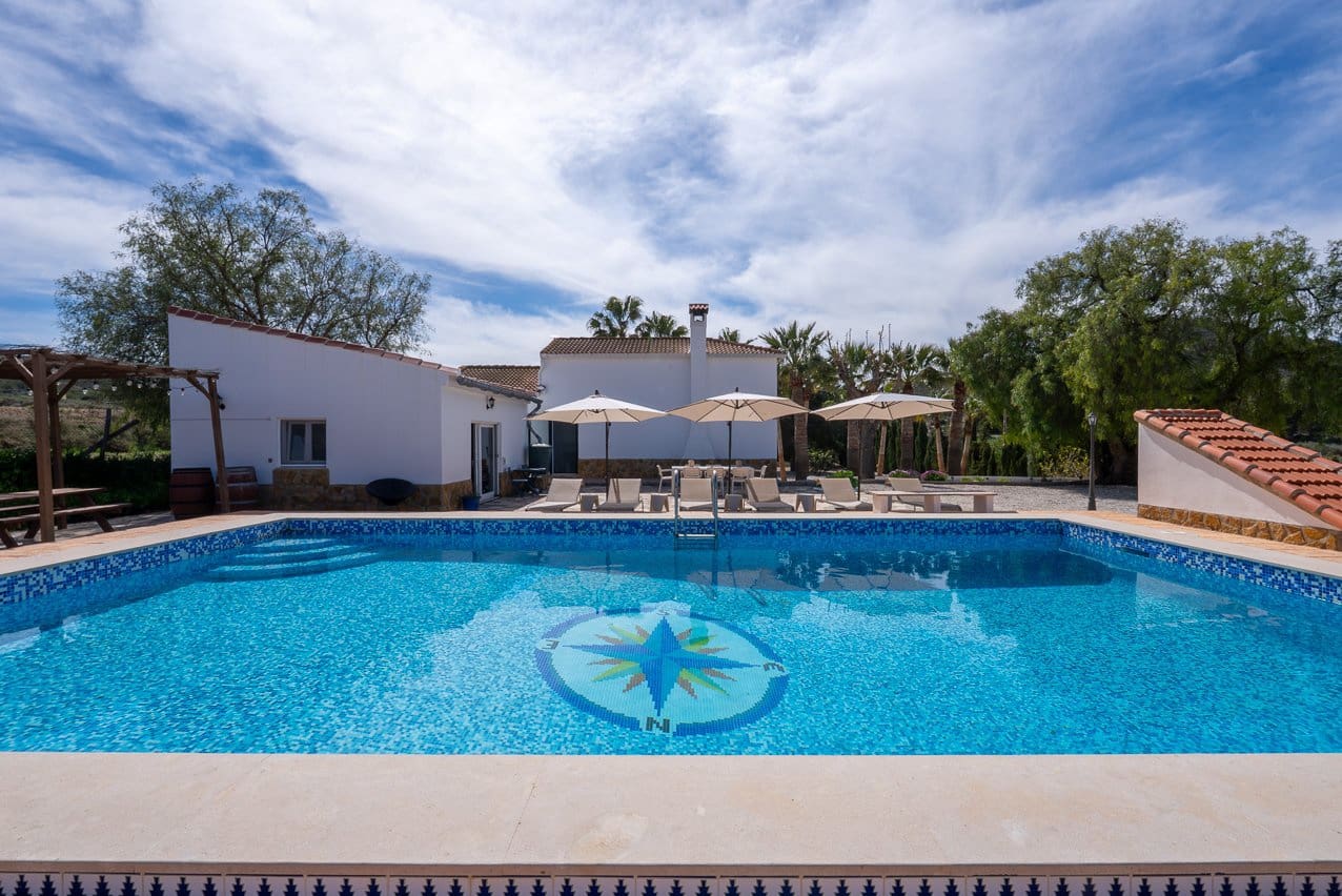 4 soverom Villa til salgs i Novelda med svømmebasseng - € 499 950 (Ref: 9694605)