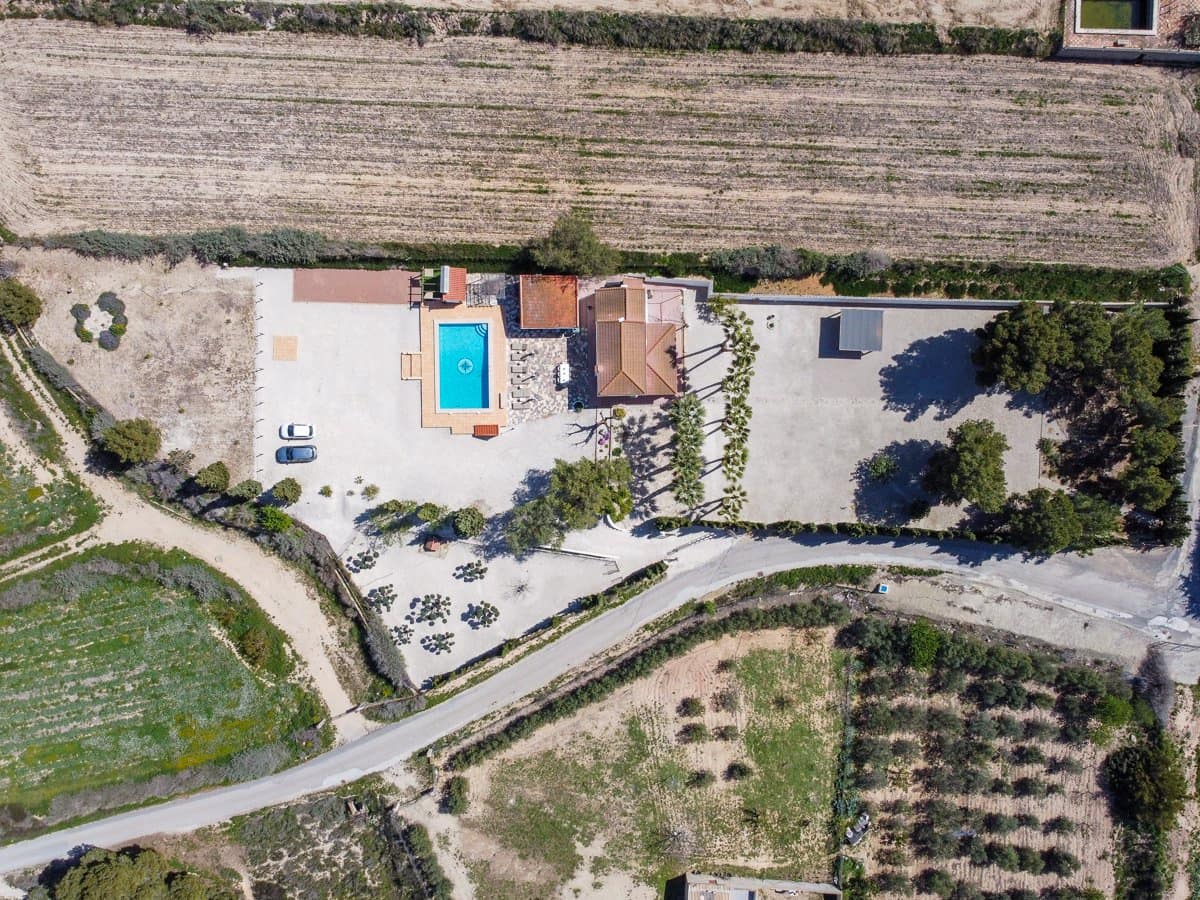 4 soverom Villa til salgs i Novelda med svømmebasseng - € 499 950 (Ref: 9694605)