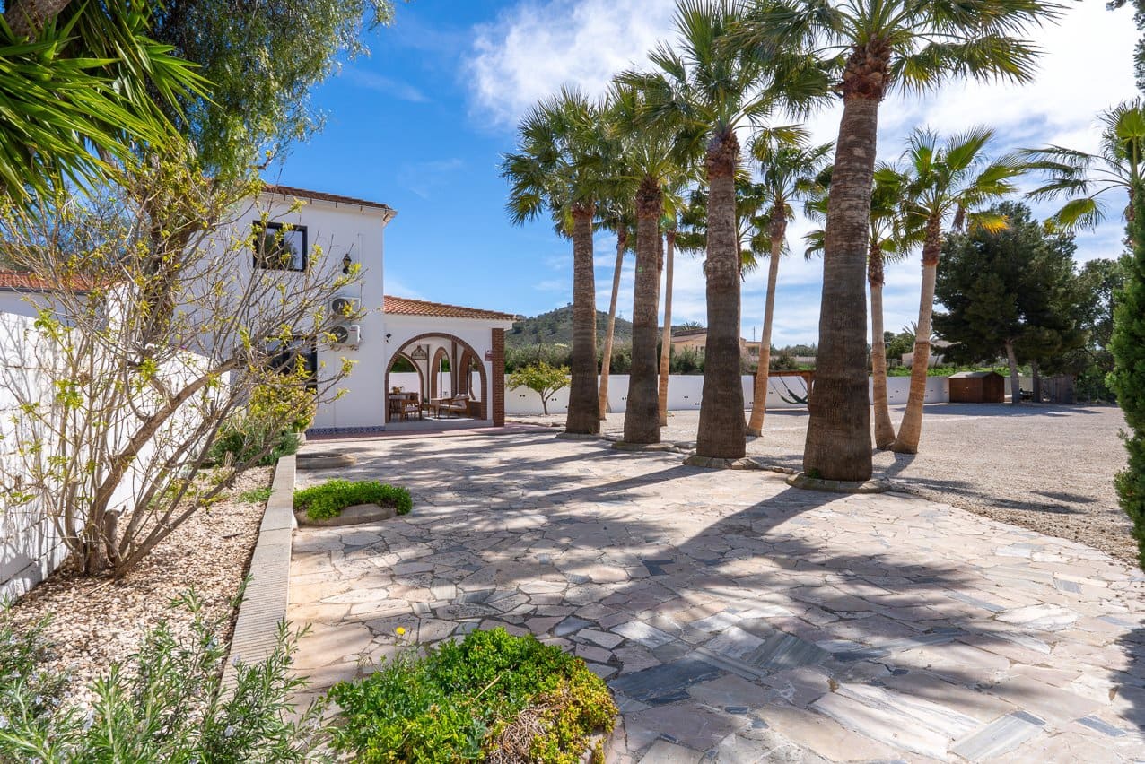 4 soverom Villa til salgs i Novelda med svømmebasseng - € 499 950 (Ref: 9694605)