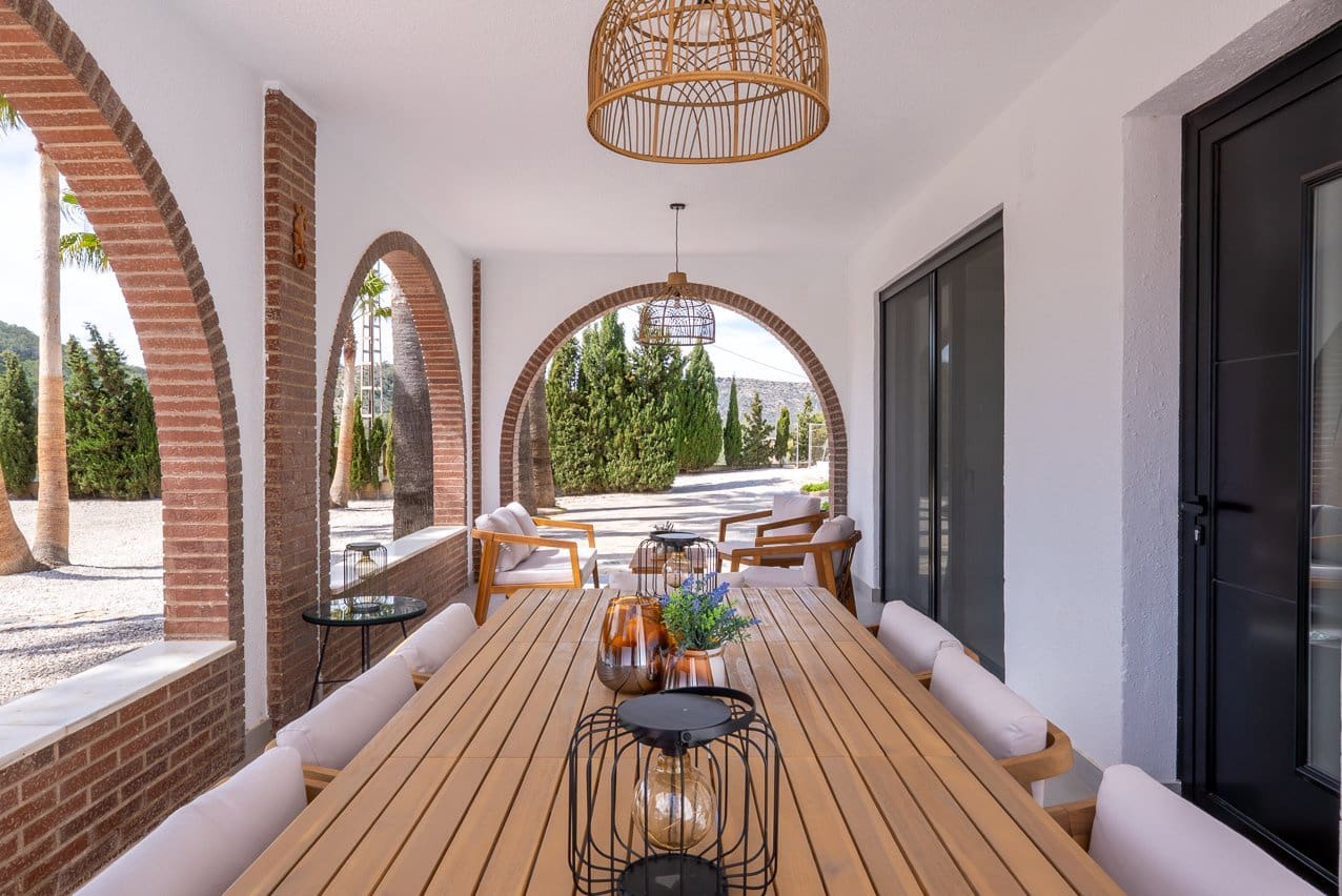 4 sovrum Villa till salu i Loma Bada med pool - 499 950 € (Ref: 9694605)
