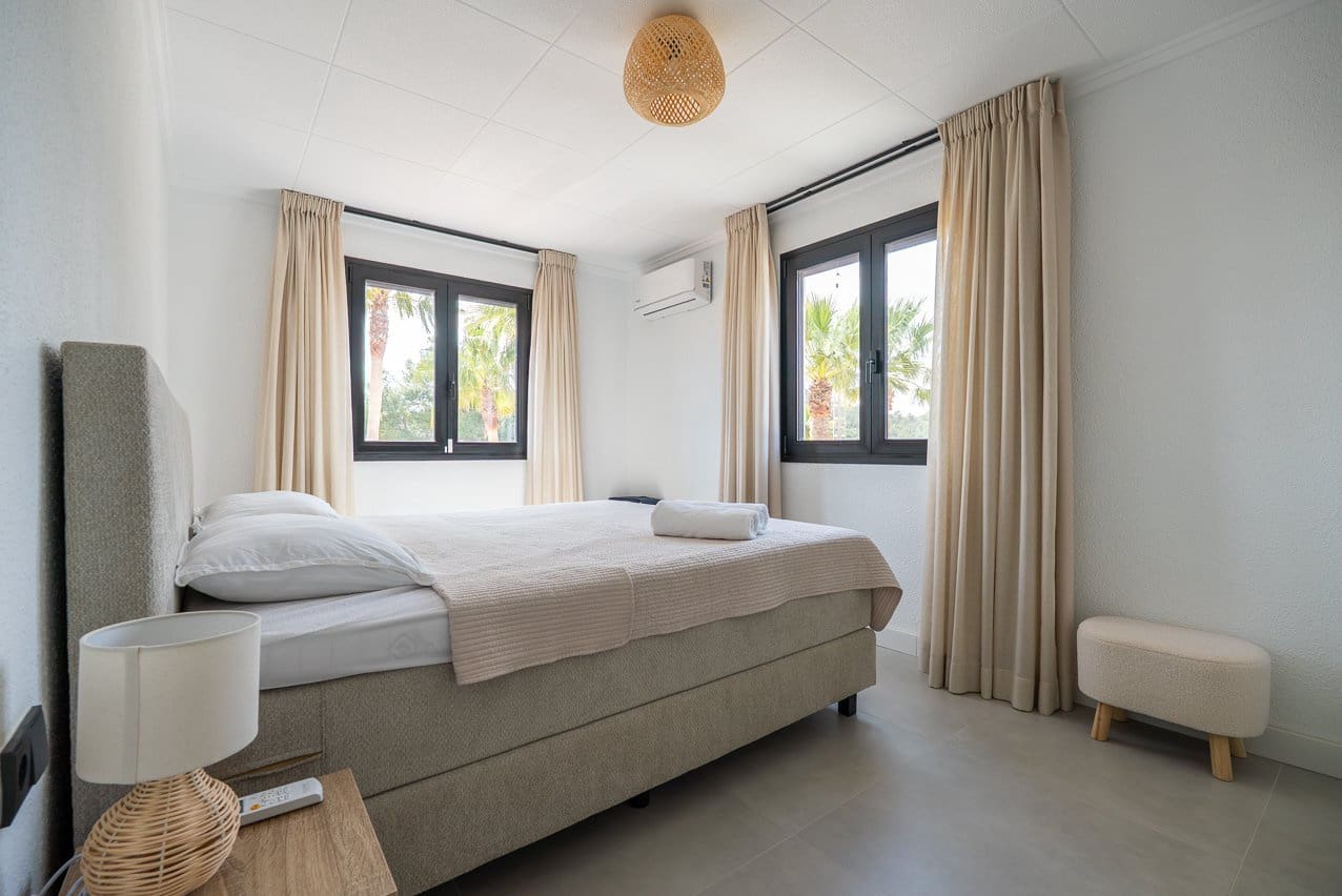 4 sovrum Villa till salu i Loma Bada med pool - 499 950 € (Ref: 9694605)