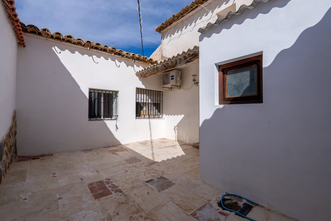 4 camera da letto Casa in vendita in Jumilla con piscina - 98.500 € (Rif: 9714340)