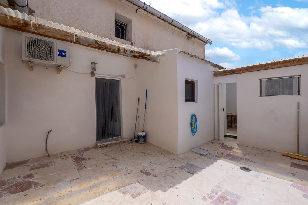 4 bedroom Townhouse for sale in Canada del Trigo with pool - € 98,500 (Ref: 9714340)