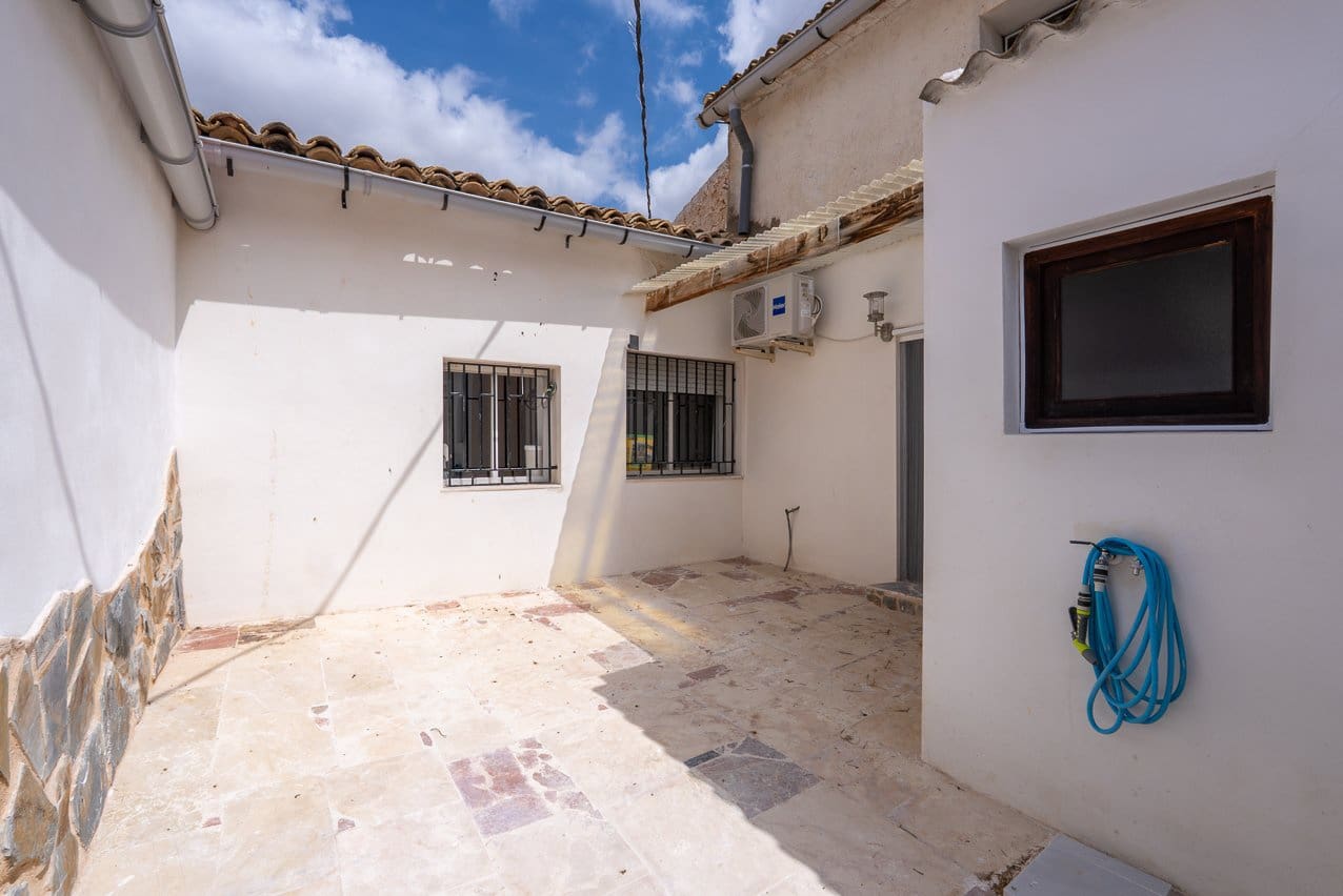 4 bedroom Townhouse for sale in Canada del Trigo with pool - € 98,500 (Ref: 9714340)