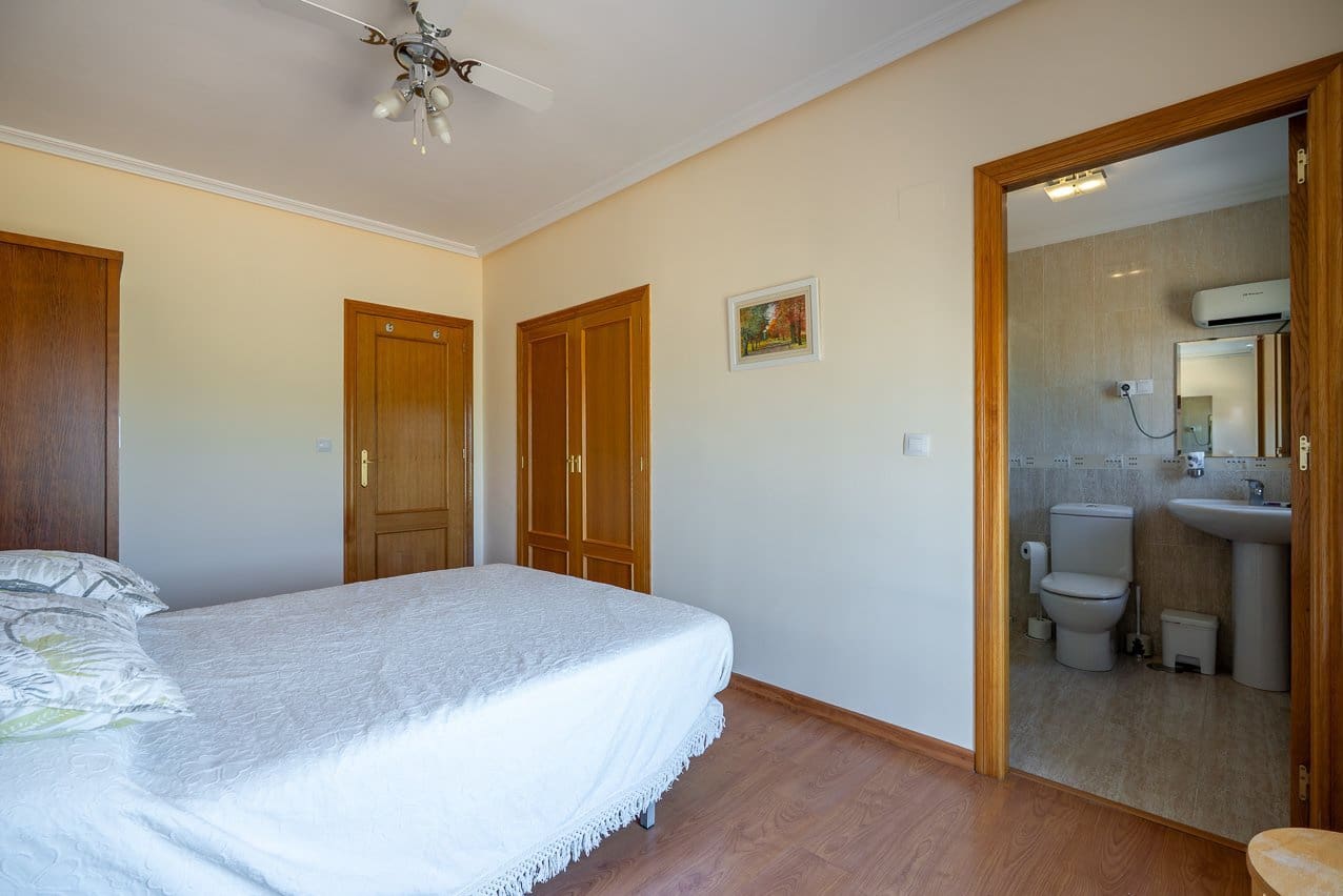 3 sypialnia Apartament na sprzedaż w Pinoso z basenem - 144 950 € (Ref: 9723881)