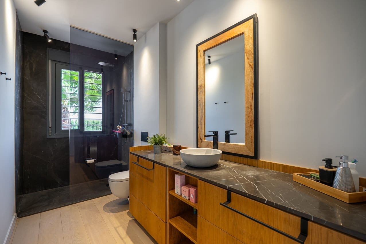 4 slaapkamer Villa te koop in Pinoso met zwembad - € 650.000 (Ref: 9725152)