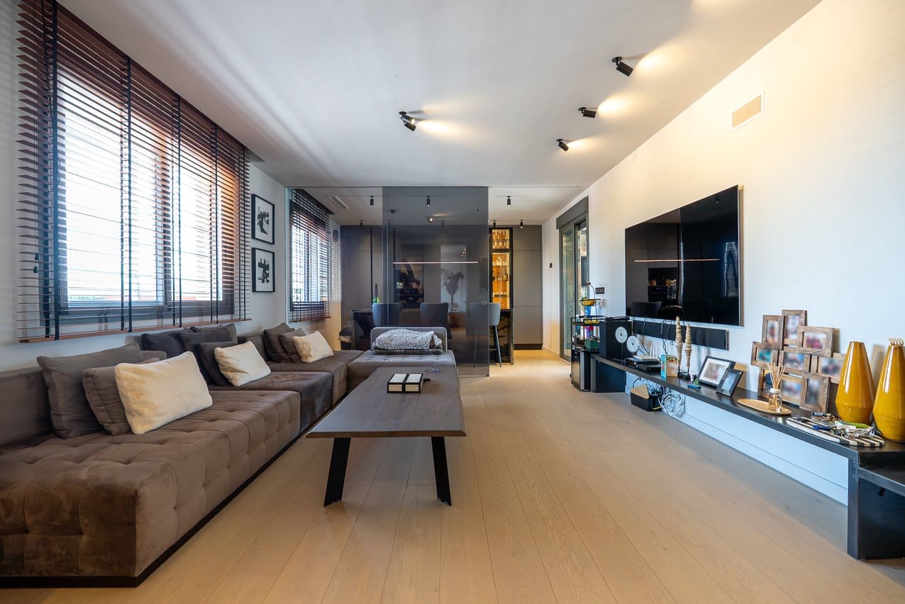 4 slaapkamer Villa te koop in Pinoso met zwembad - € 650.000 (Ref: 9725152)