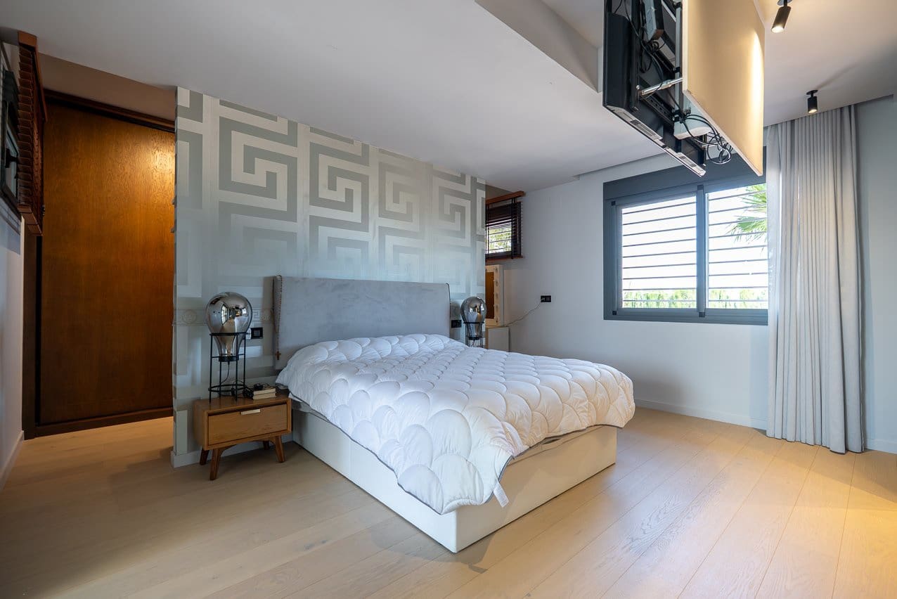 4 slaapkamer Villa te koop in Pinoso met zwembad - € 650.000 (Ref: 9725152)