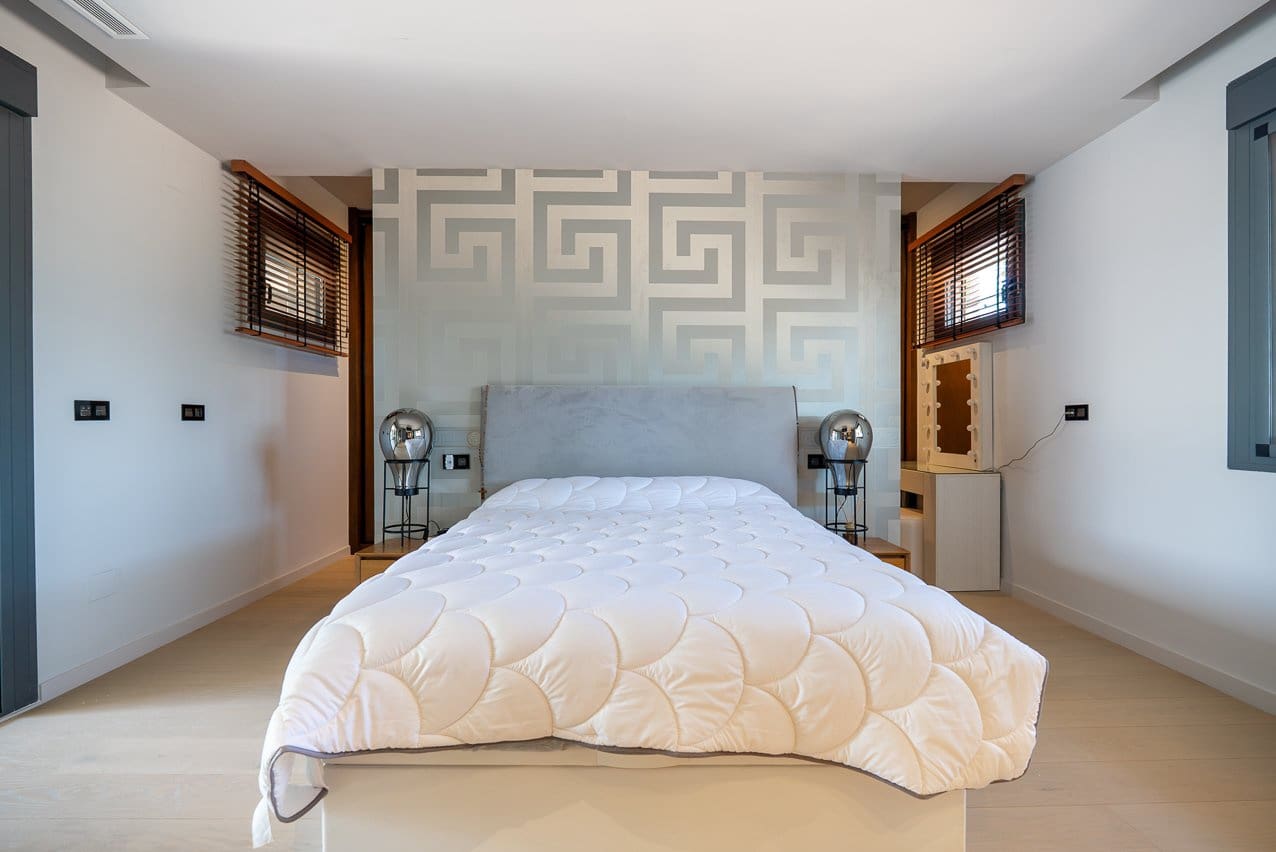 4 slaapkamer Villa te koop in Pinoso met zwembad - € 650.000 (Ref: 9725152)