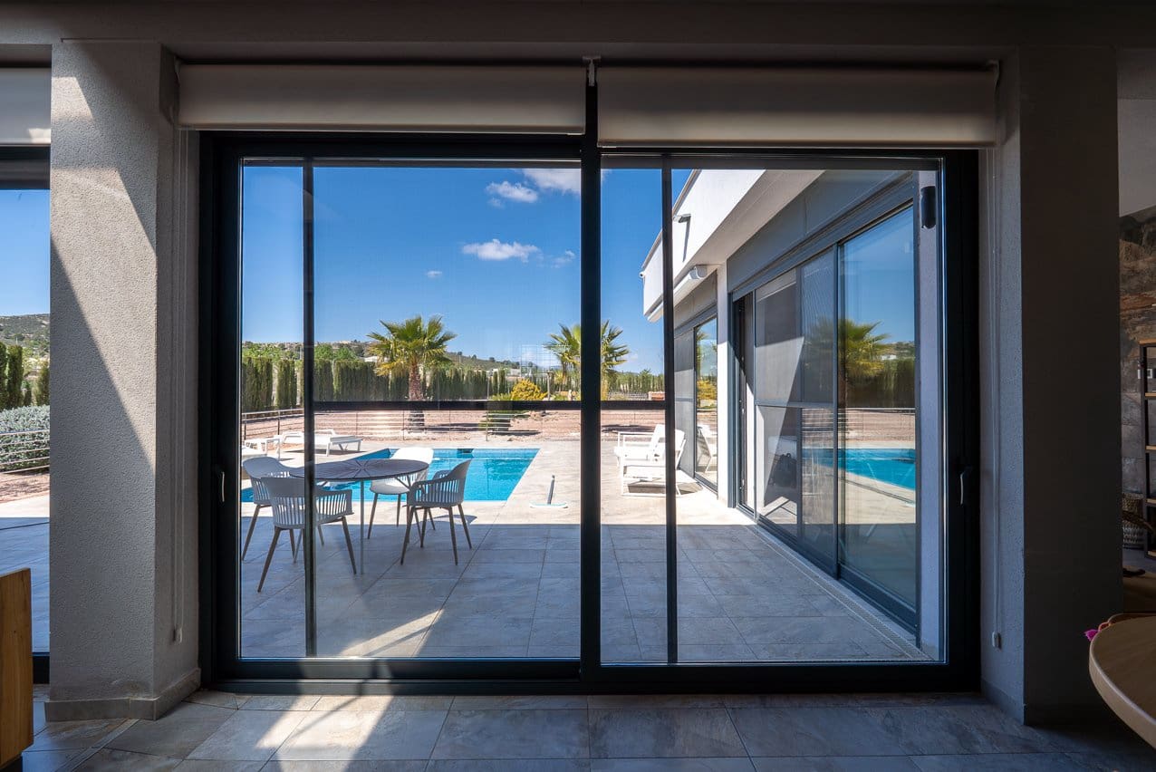 4 slaapkamer Villa te koop in Pinoso met zwembad - € 650.000 (Ref: 9725152)