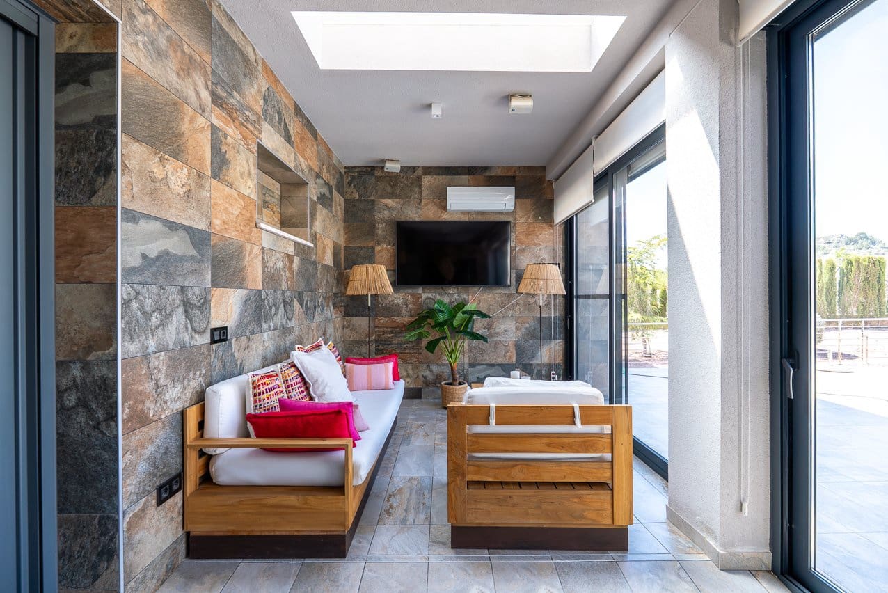 4 slaapkamer Villa te koop in Pinoso met zwembad - € 650.000 (Ref: 9725152)