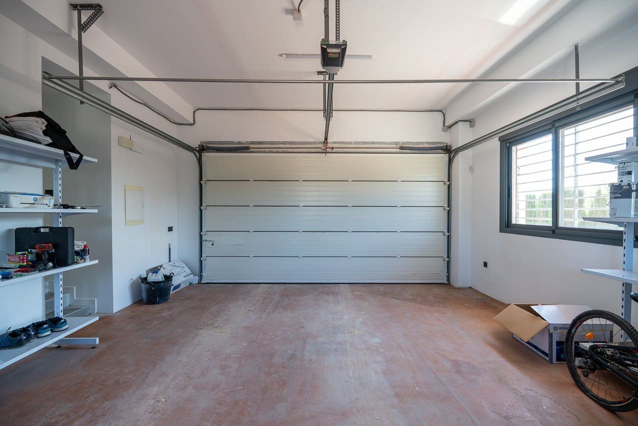 4 slaapkamer Villa te koop in Pinoso met zwembad - € 650.000 (Ref: 9725152)