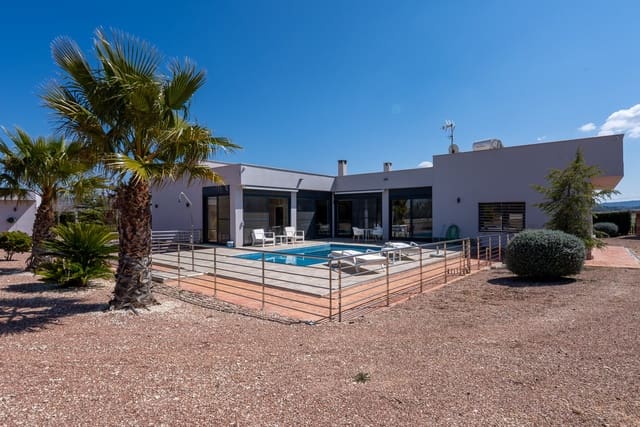 4 slaapkamer Villa te koop in Pinoso met zwembad - € 650.000 (Ref: 9725152)