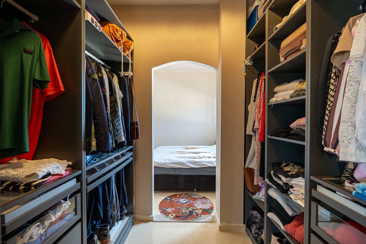 Chalet de 4 habitaciones en Pinoso en venta con piscina - 599.000 € (Ref: 9734054)