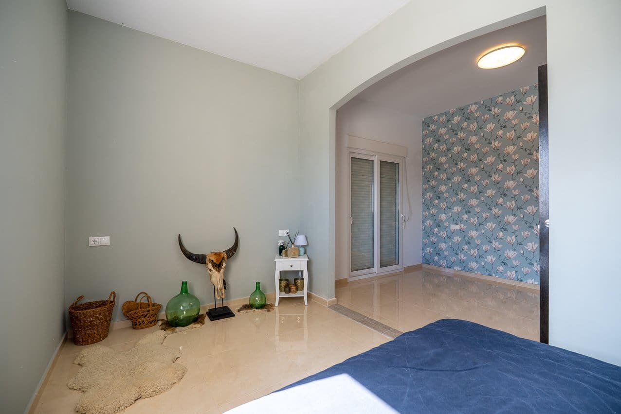 Chalet de 4 habitaciones en Pinoso en venta con piscina - 599.000 € (Ref: 9734054)