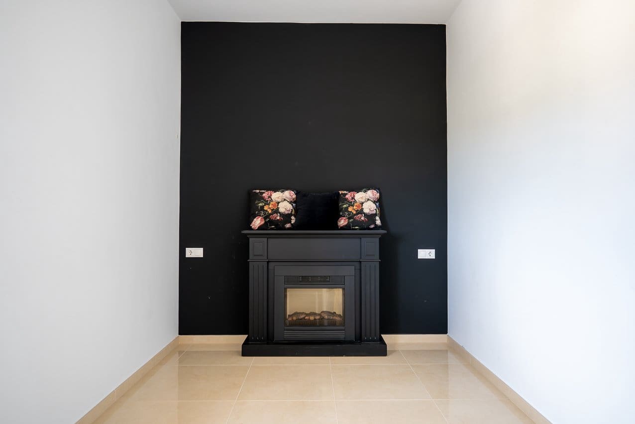 Chalet de 4 habitaciones en Pinoso en venta con piscina - 599.000 € (Ref: 9734054)