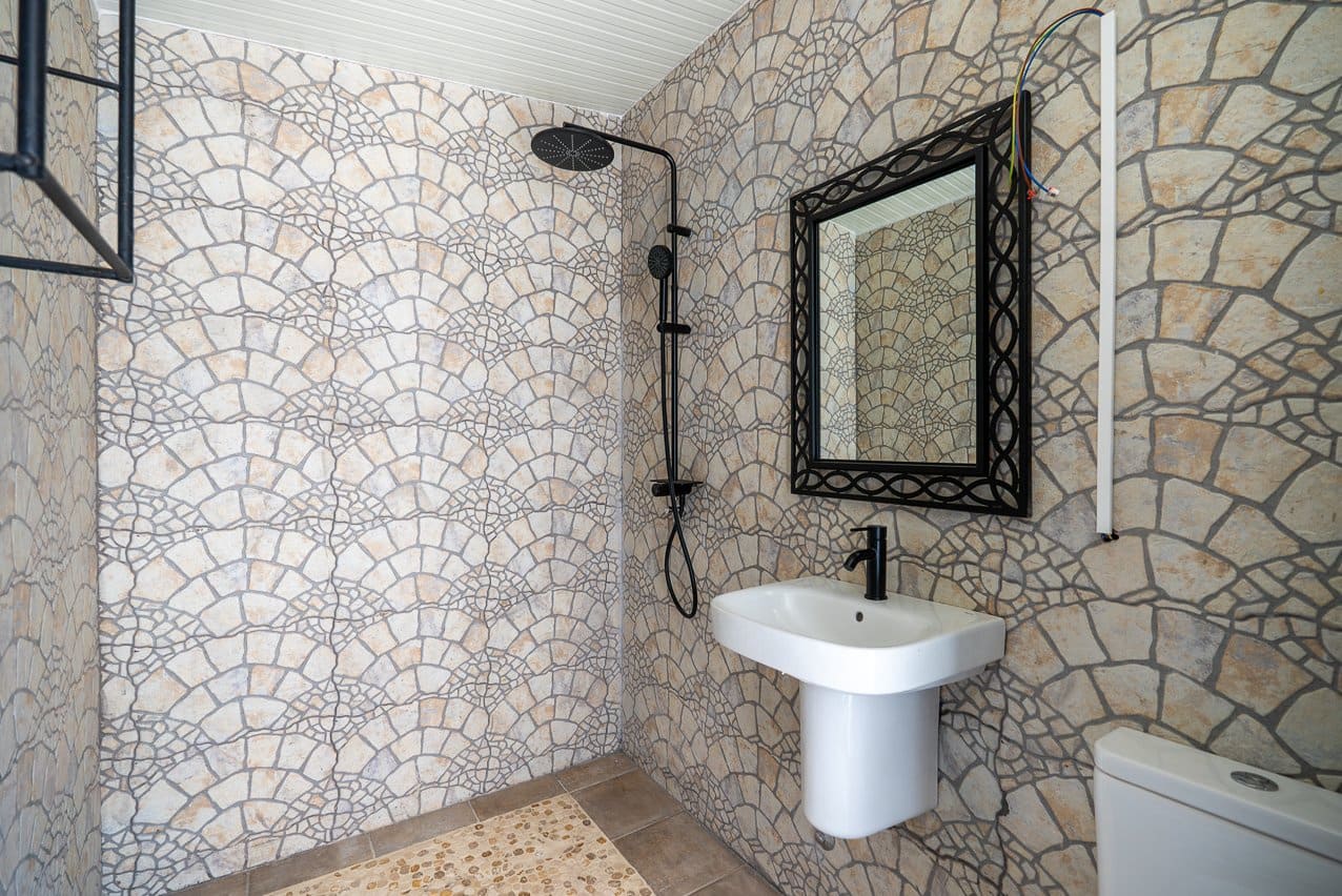 Chalet de 4 habitaciones en Pinoso en venta con piscina - 599.000 € (Ref: 9734054)