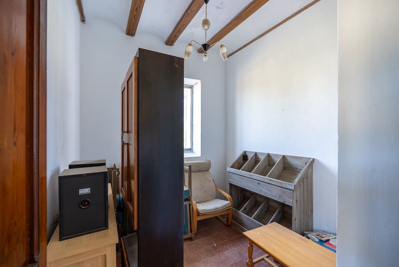 4 chambre Finca/Maison de Campagne à vendre à Villena avec piscine - 125 000 € (Ref: 9740213)