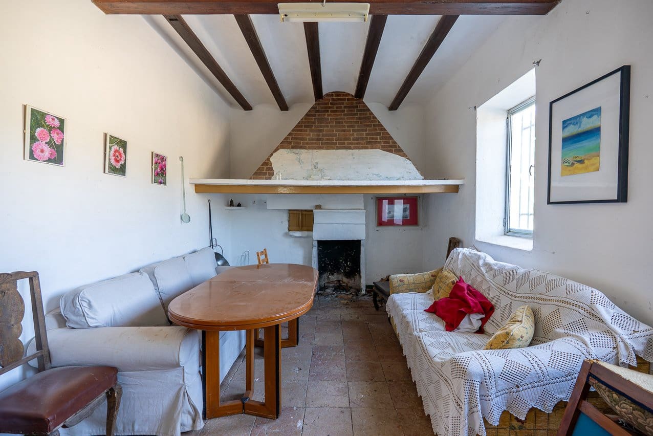 4 chambre Finca/Maison de Campagne à vendre à Villena avec piscine - 125 000 € (Ref: 9740213)