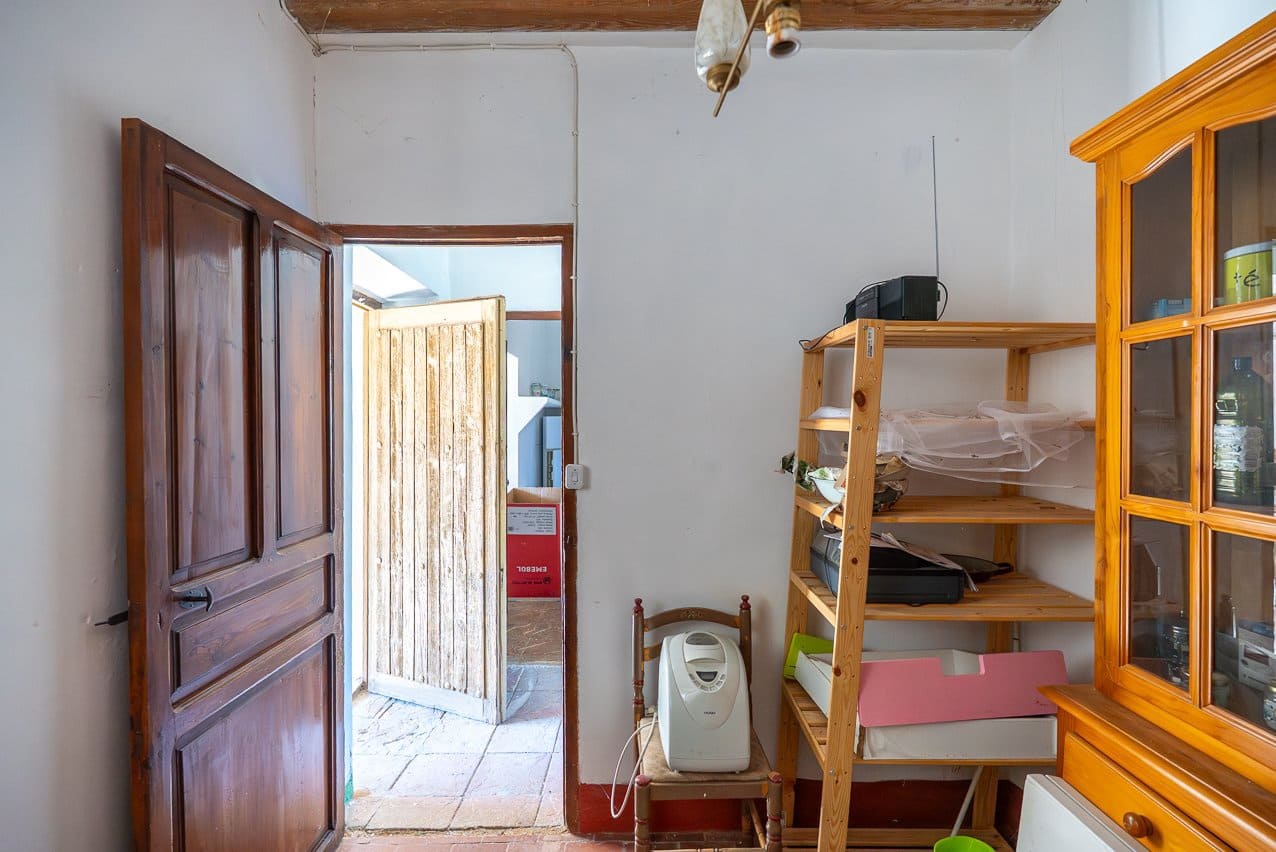 4 chambre Finca/Maison de Campagne à vendre à Villena avec piscine - 125 000 € (Ref: 9740213)