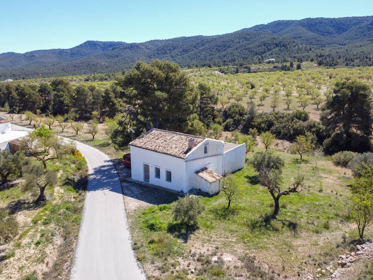 4 chambre Finca/Maison de Campagne à vendre à Villena avec piscine - 125 000 € (Ref: 9740213)