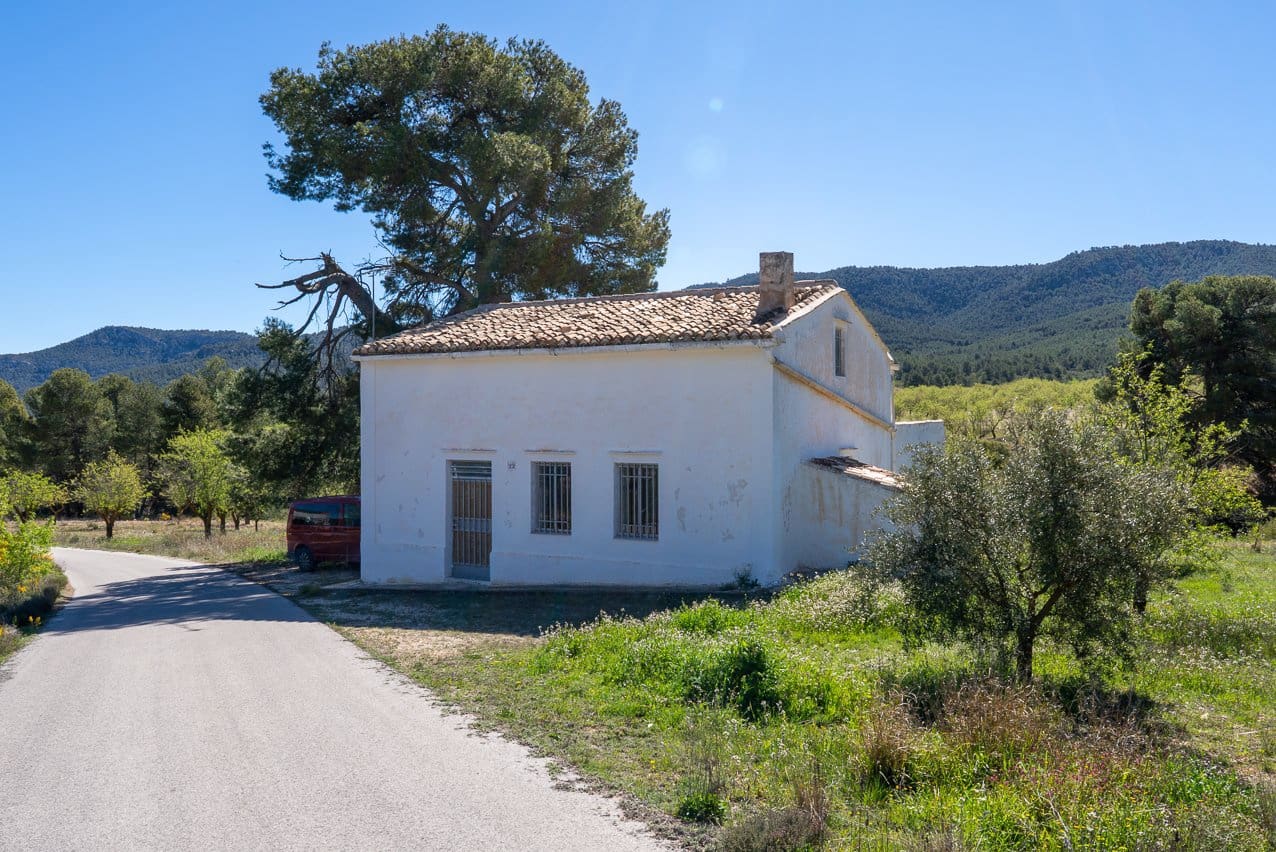 4 chambre Finca/Maison de Campagne à vendre à Villena avec piscine - 125 000 € (Ref: 9740213)