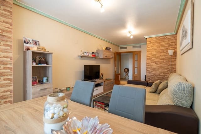 4 sovrum Lägenhet till salu i Pinoso med pool - 140 000 € (Ref: 9757808)