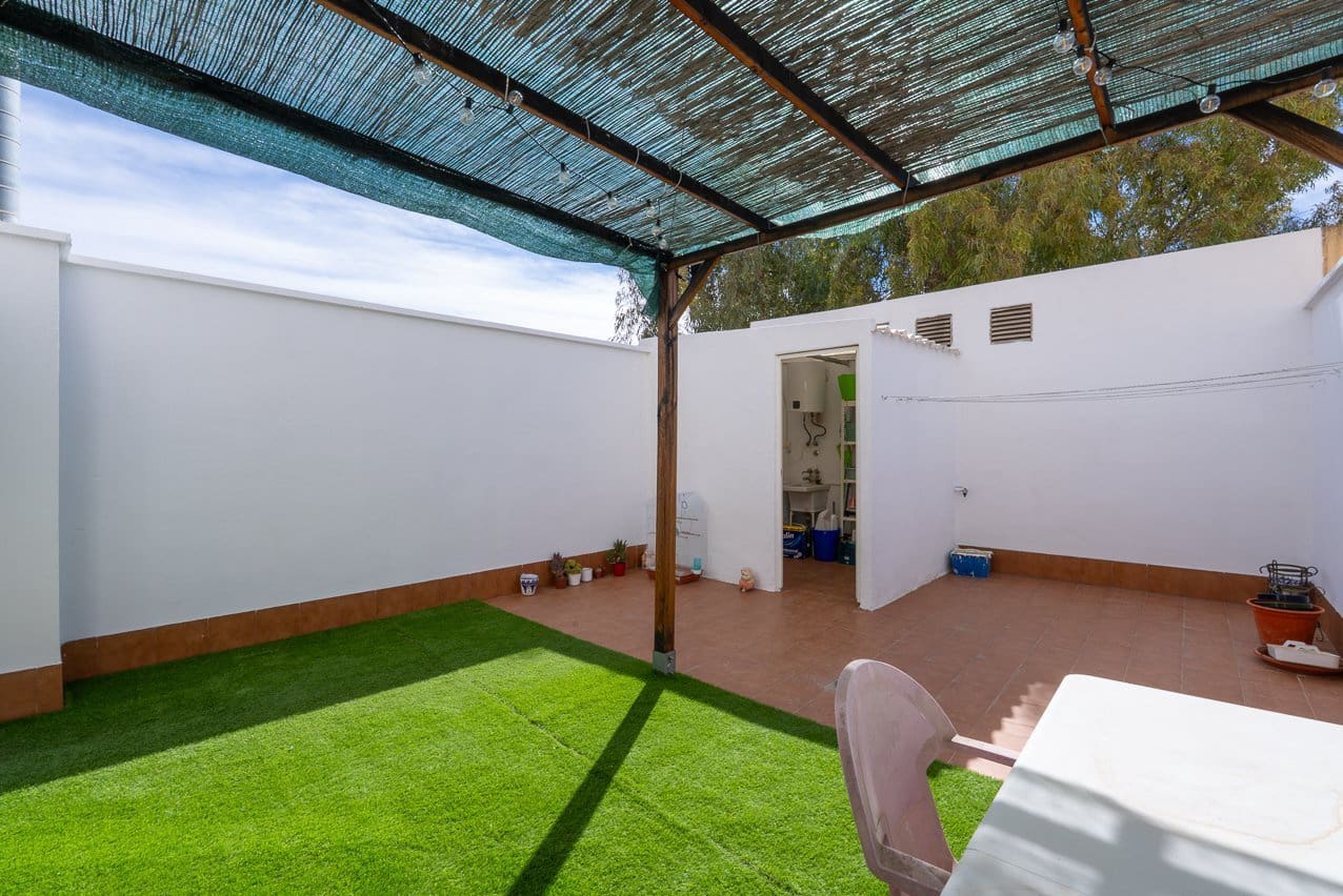 4 soveværelse Lejlighed til salg i Pinoso med swimmingpool - € 140.000 (Ref: 9757808)