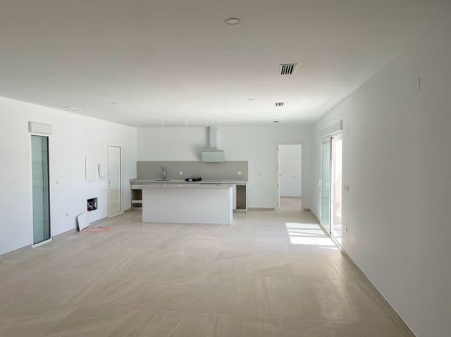 3 slaapkamer Villa te koop in Pinoso met zwembad - € 425.000 (Ref: 9758160)